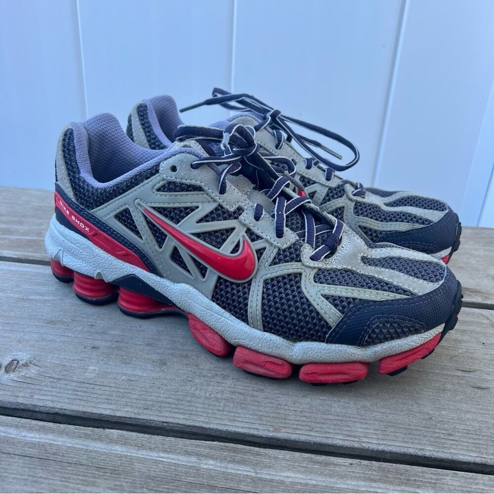 Y2K Nike Shox Red Gray Leather Running Shoes 313812-561 Women’s 8